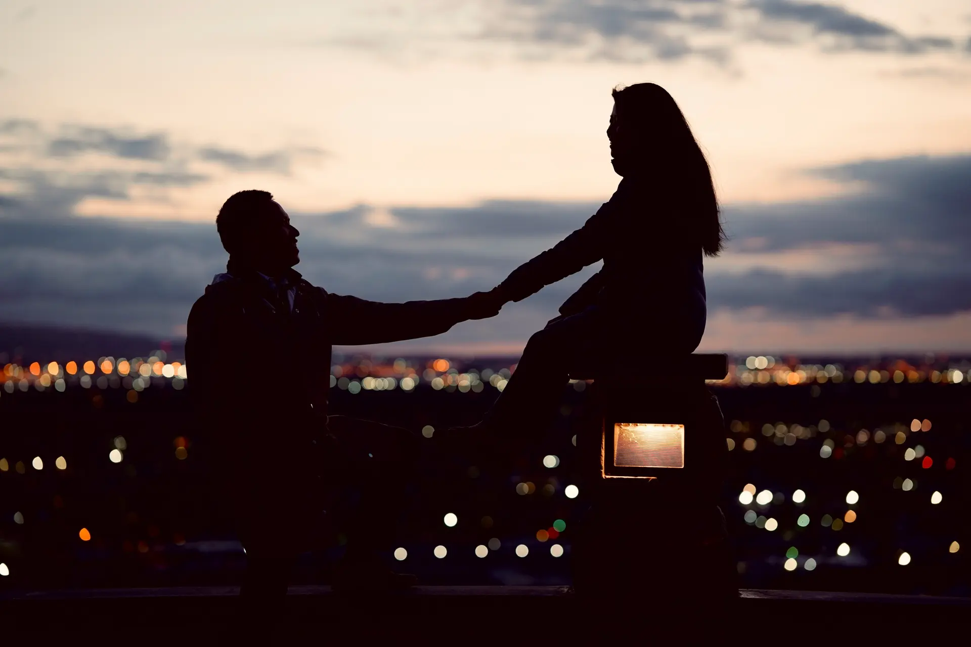 21 First Date Questions That Are Better Than Small Talk
